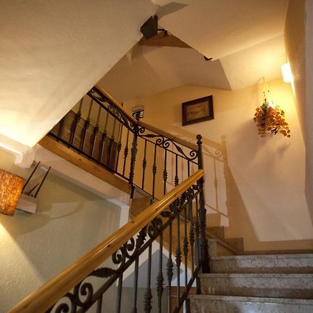 Hotel La Paz ยาเนส ภายนอก รูปภาพ