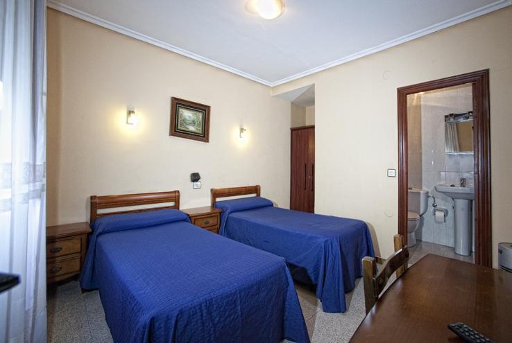 Hotel La Paz ยาเนส ภายนอก รูปภาพ